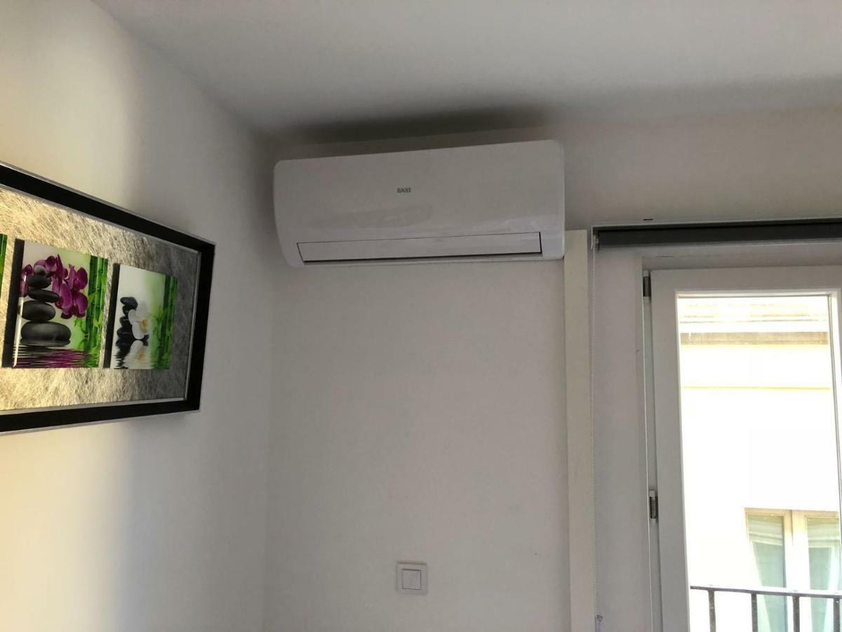 Apartment In Sol Madrid Bagian luar foto